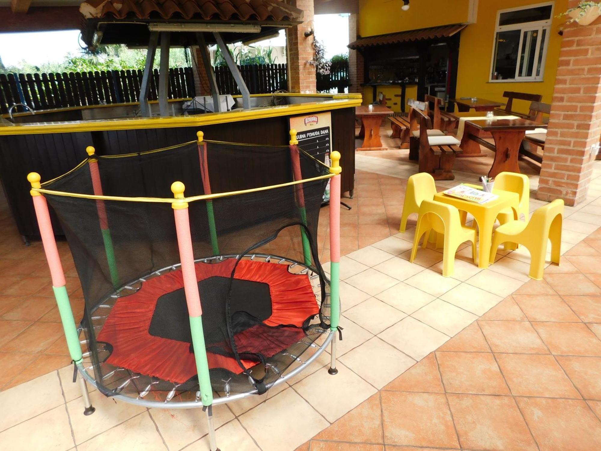 Biergarten Medulin Extérieur photo